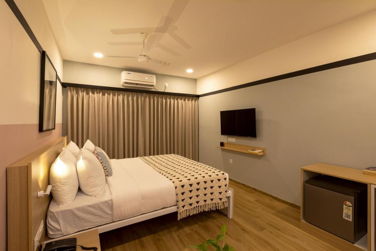 Olive Indiranagar 100Ft Road - By Embassy Group Hotel บังกาลอร์ ภายนอก รูปภาพ